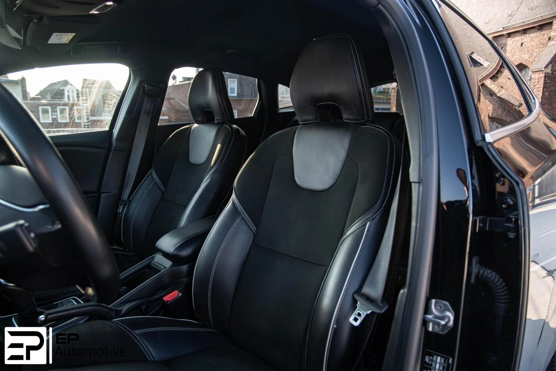 Hoofdafbeelding Volvo V40