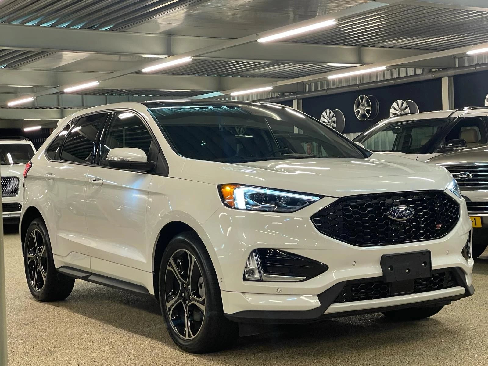 Hoofdafbeelding Ford Edge