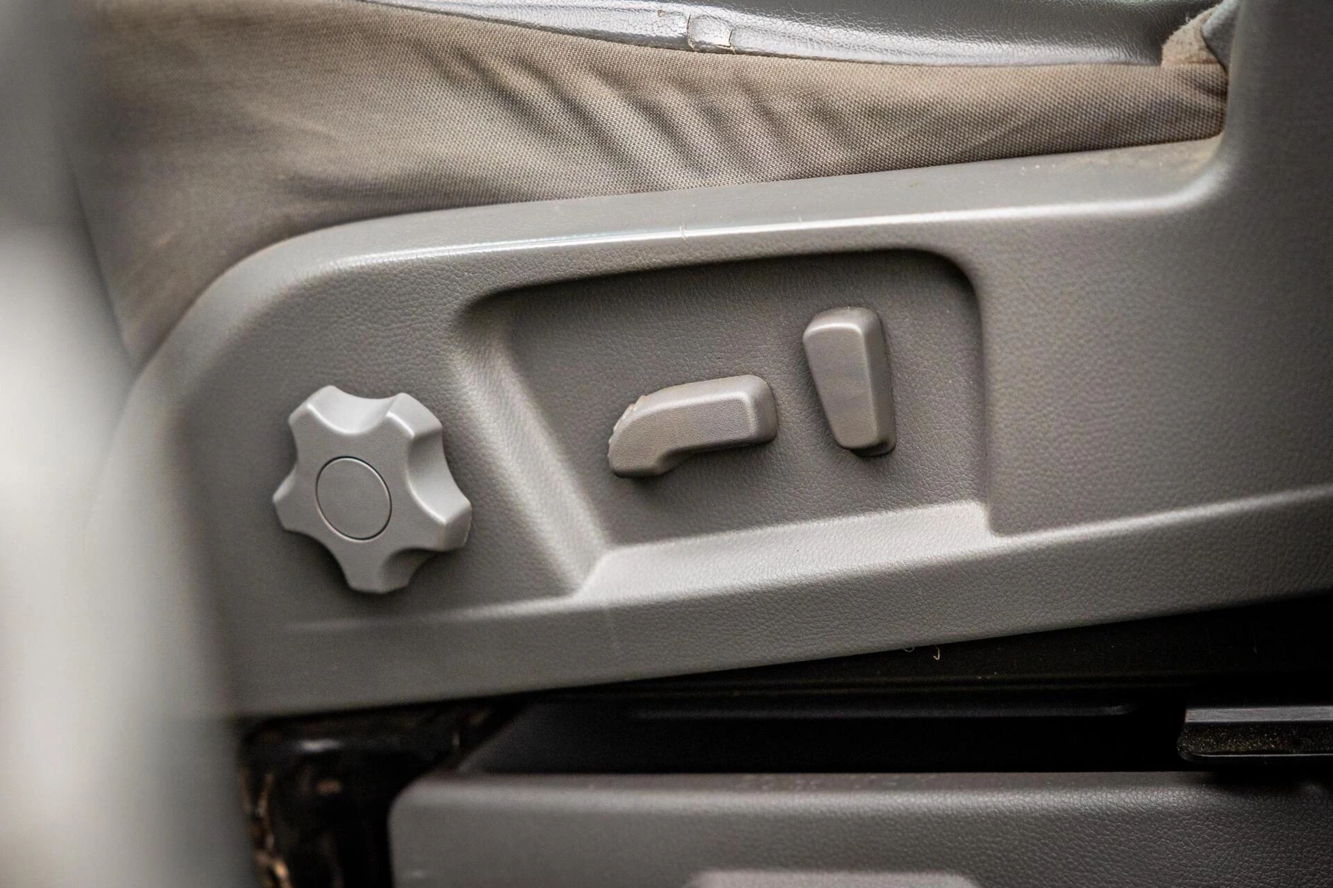 Hoofdafbeelding Nissan NV