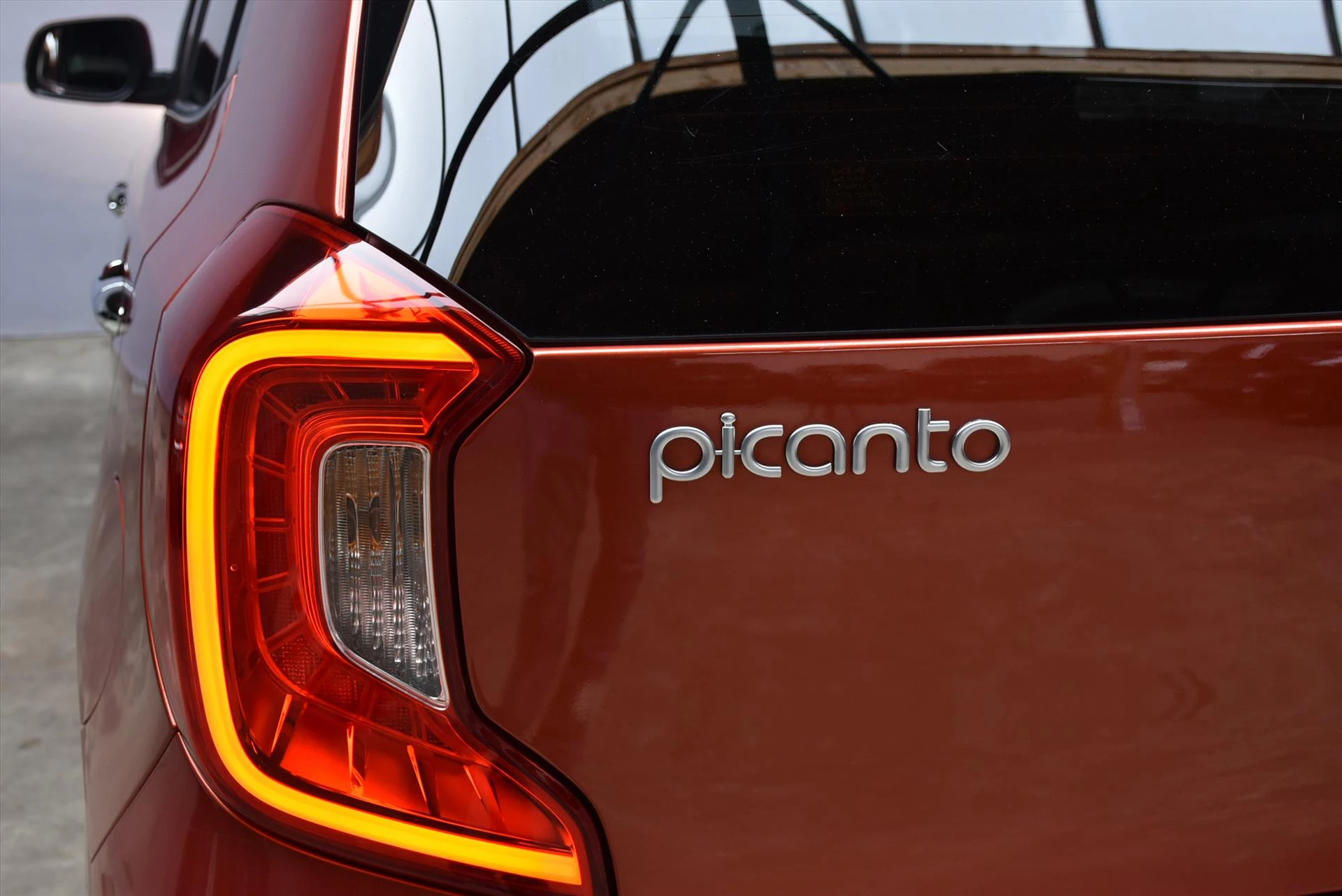 Hoofdafbeelding Kia Picanto