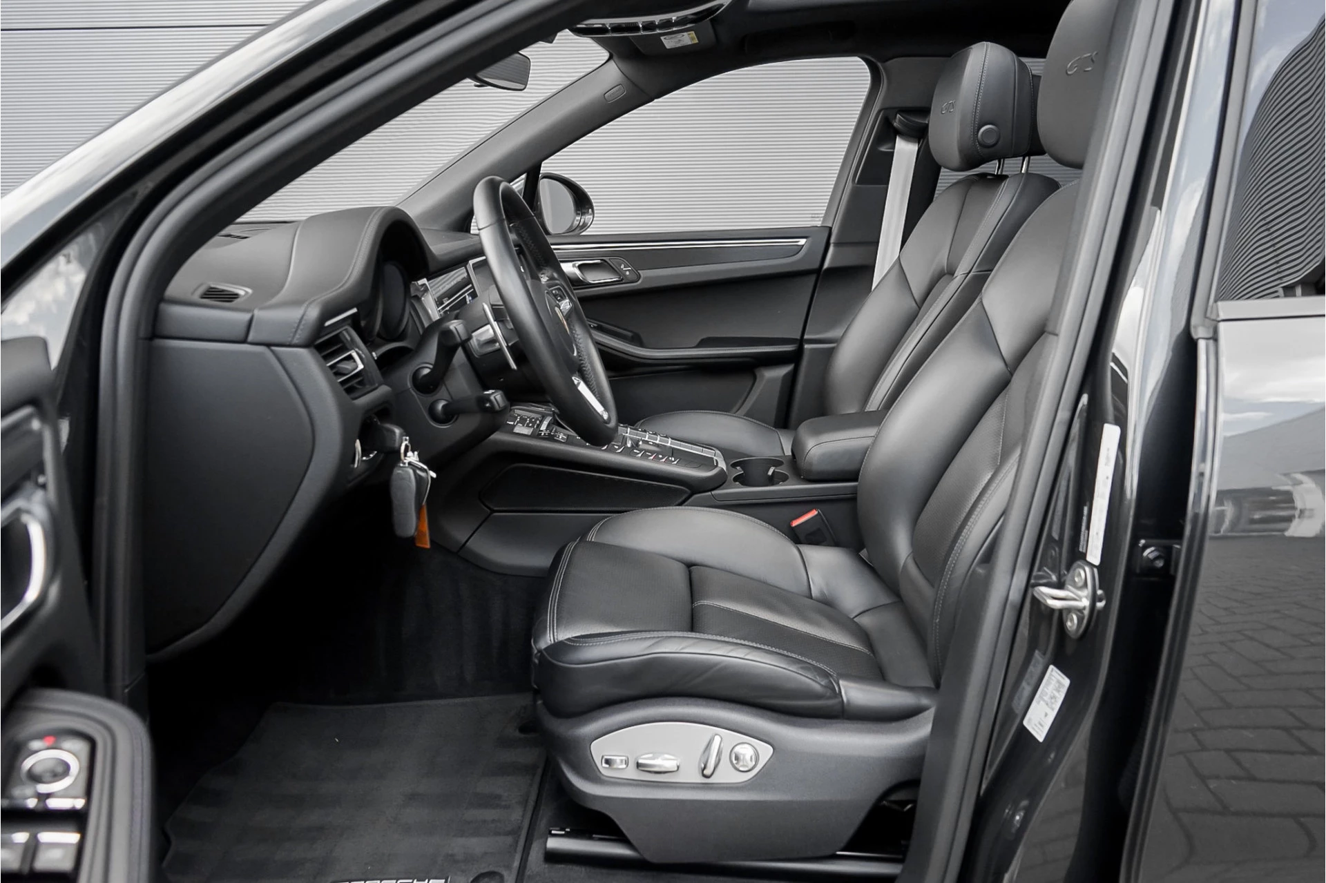 Hoofdafbeelding Porsche Macan