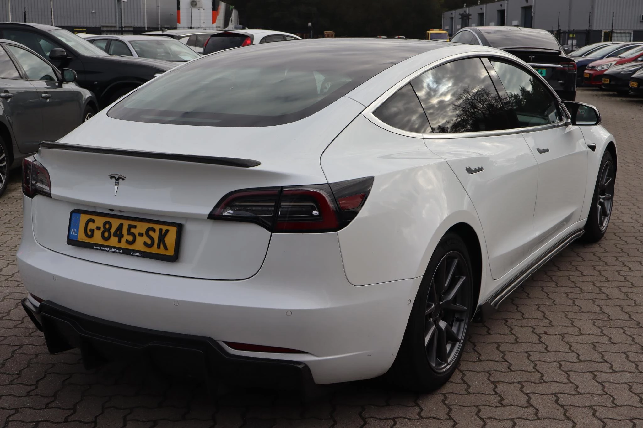 Hoofdafbeelding Tesla Model 3