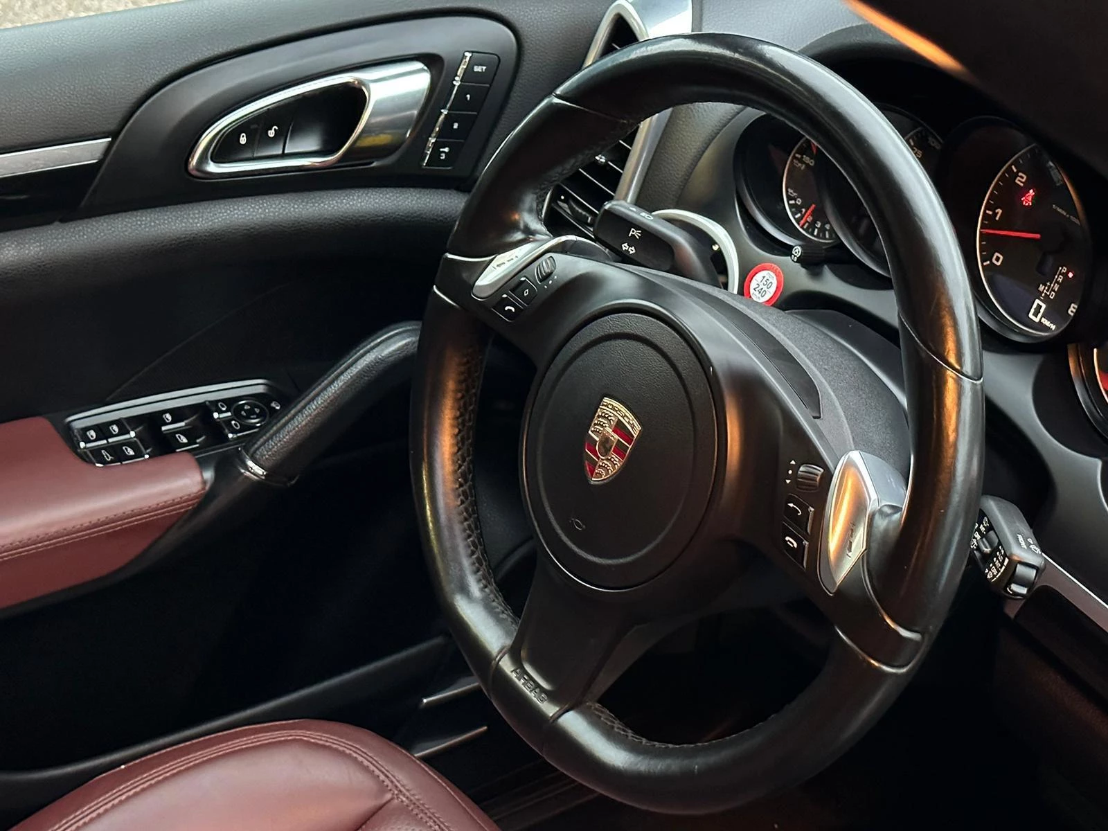 Hoofdafbeelding Porsche Cayenne