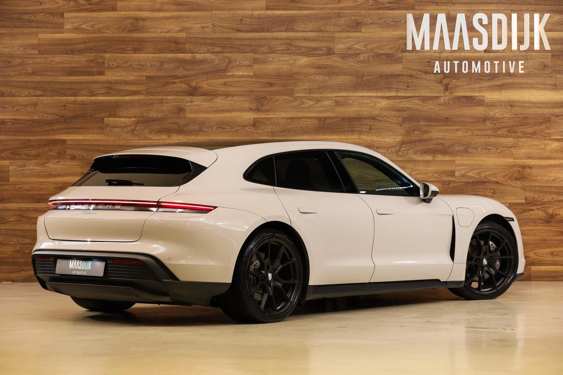 Hoofdafbeelding Porsche Taycan