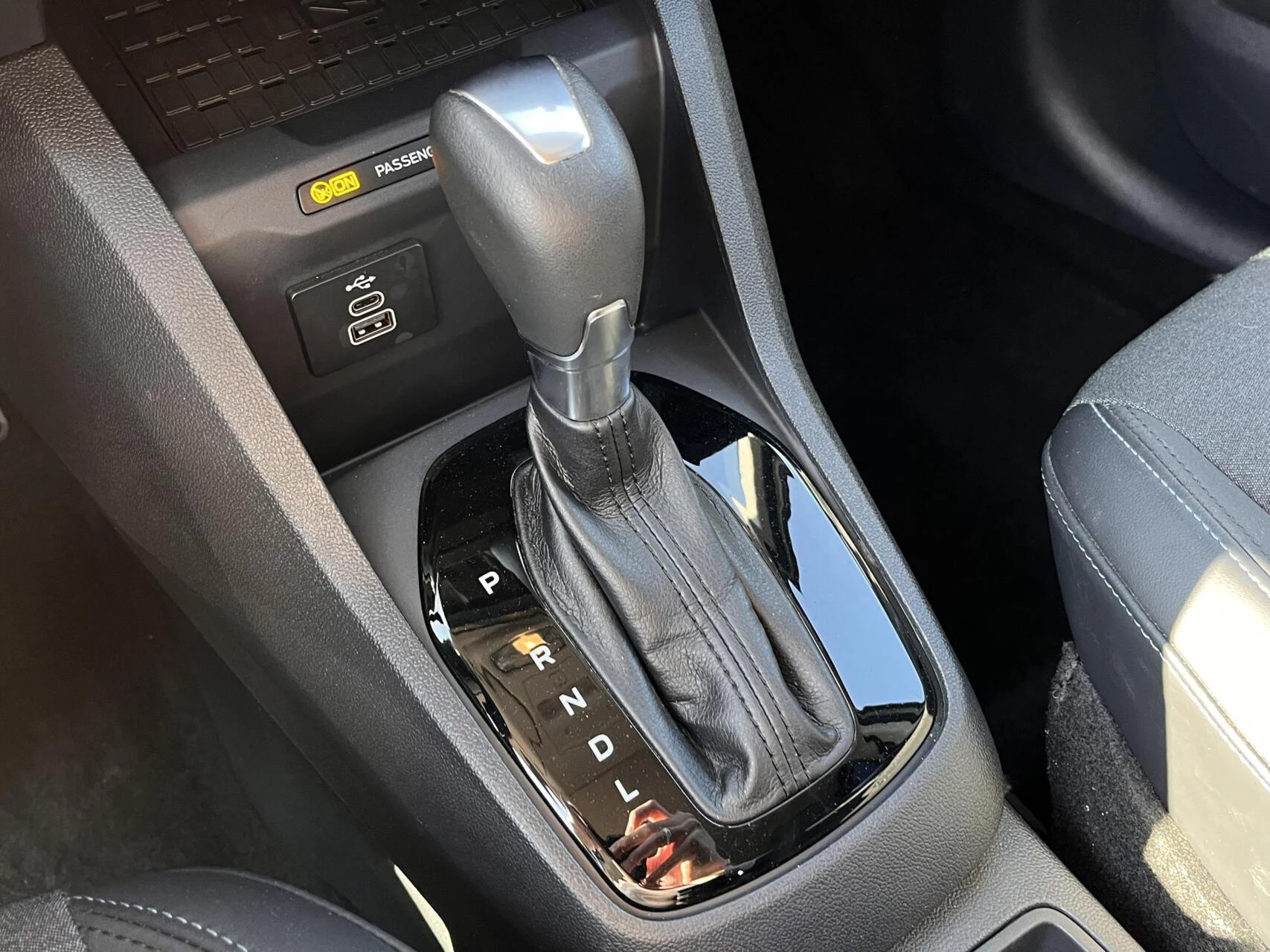 Hoofdafbeelding Ford Transit Courier