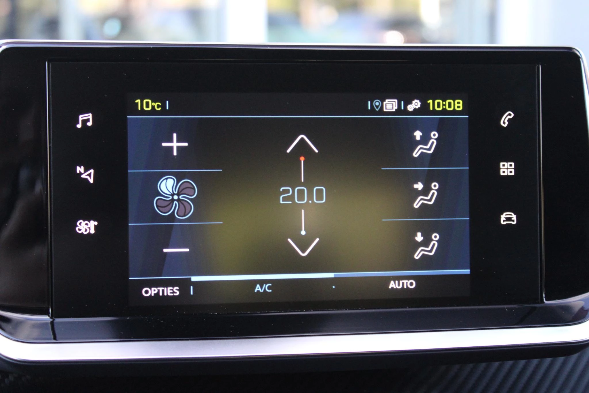 Hoofdafbeelding Peugeot e-208