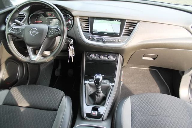 Hoofdafbeelding Opel Grandland X