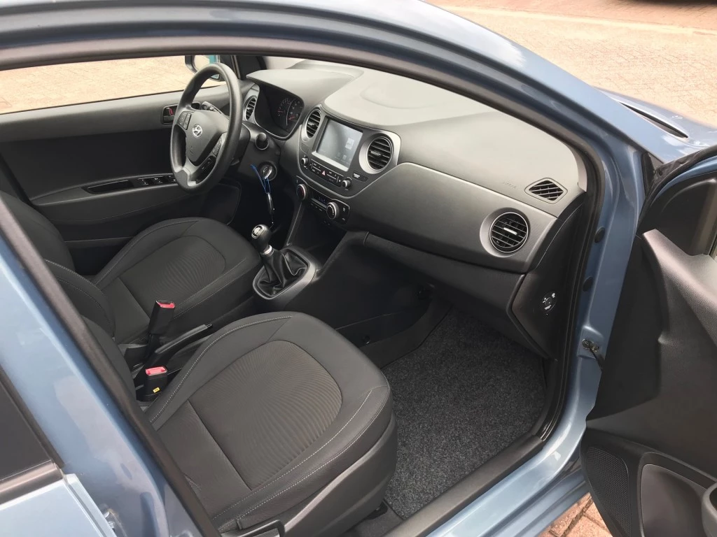 Hoofdafbeelding Hyundai i10