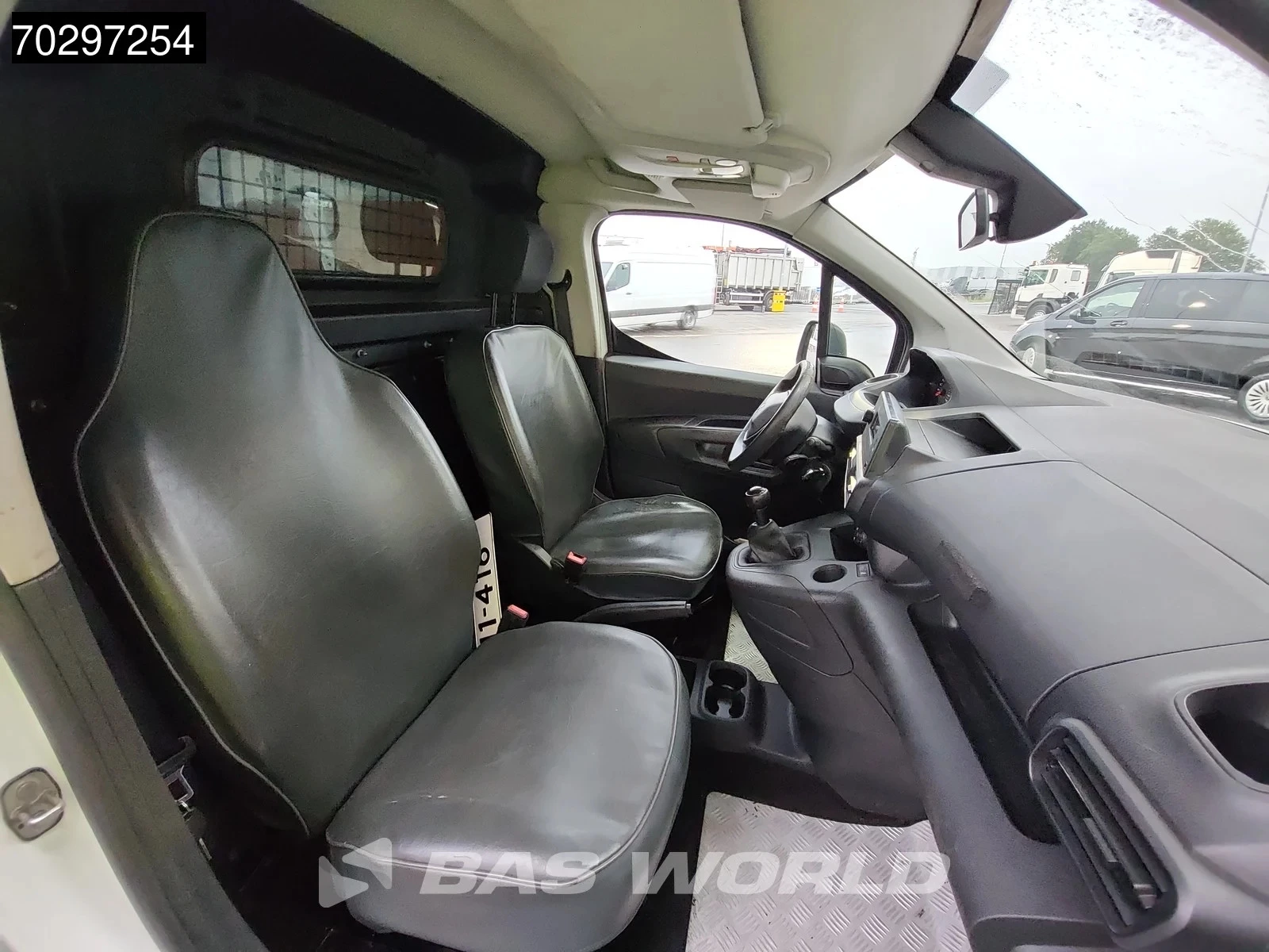 Hoofdafbeelding Peugeot Partner