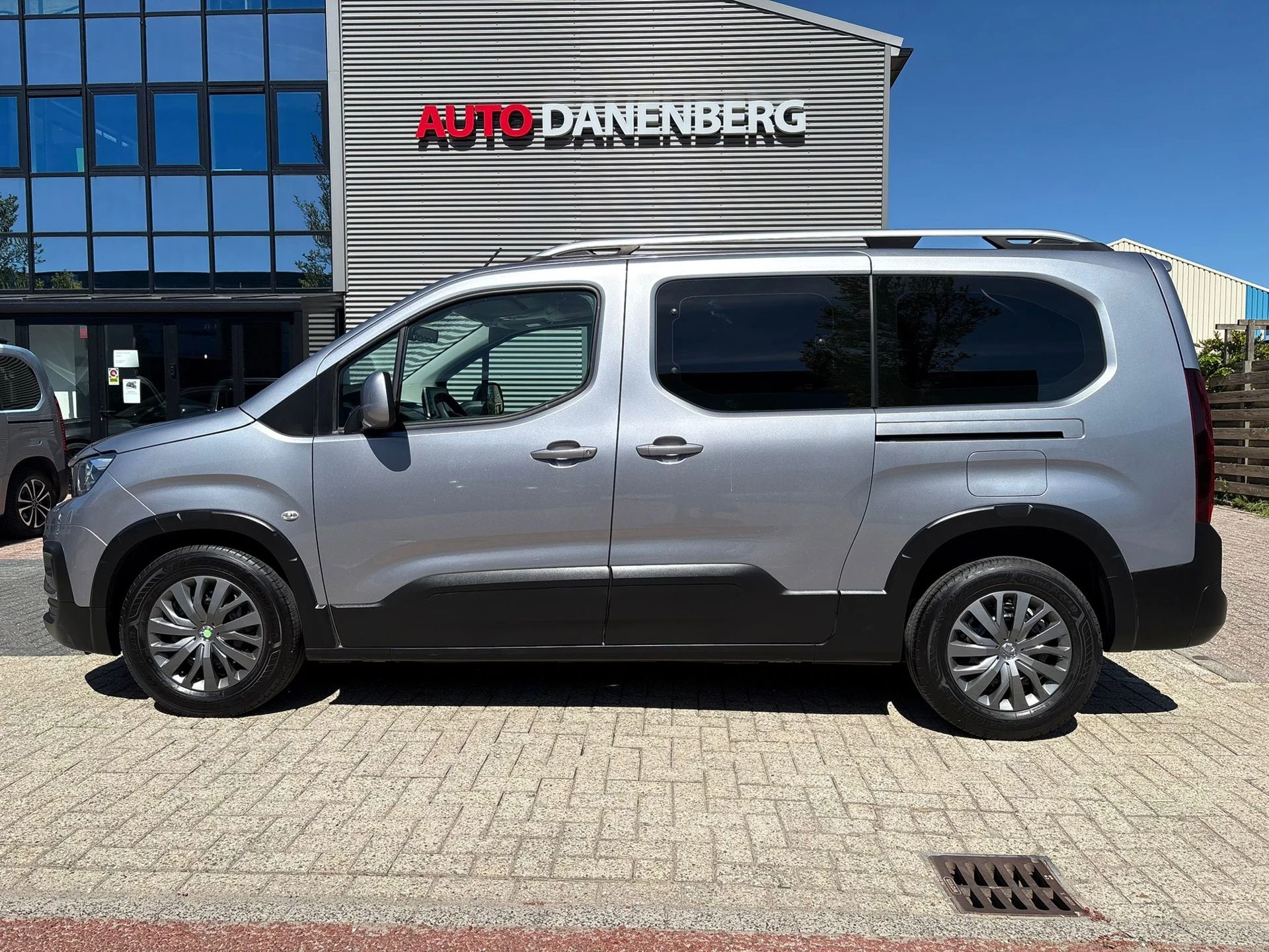 Hoofdafbeelding Peugeot Rifter