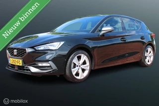Seat Leon 1.5 TSI FR 150 PK Business Intense, Donker glas, Pdc voor + achter. Cruise, Clima, Navi, App connect