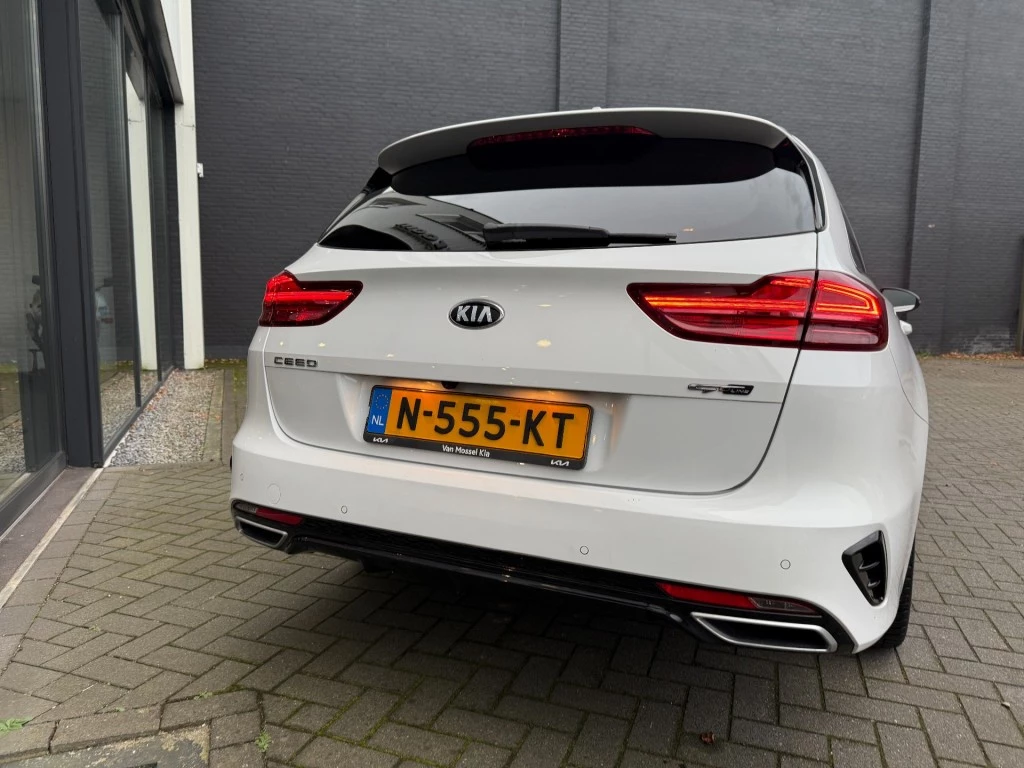 Hoofdafbeelding Kia Ceed
