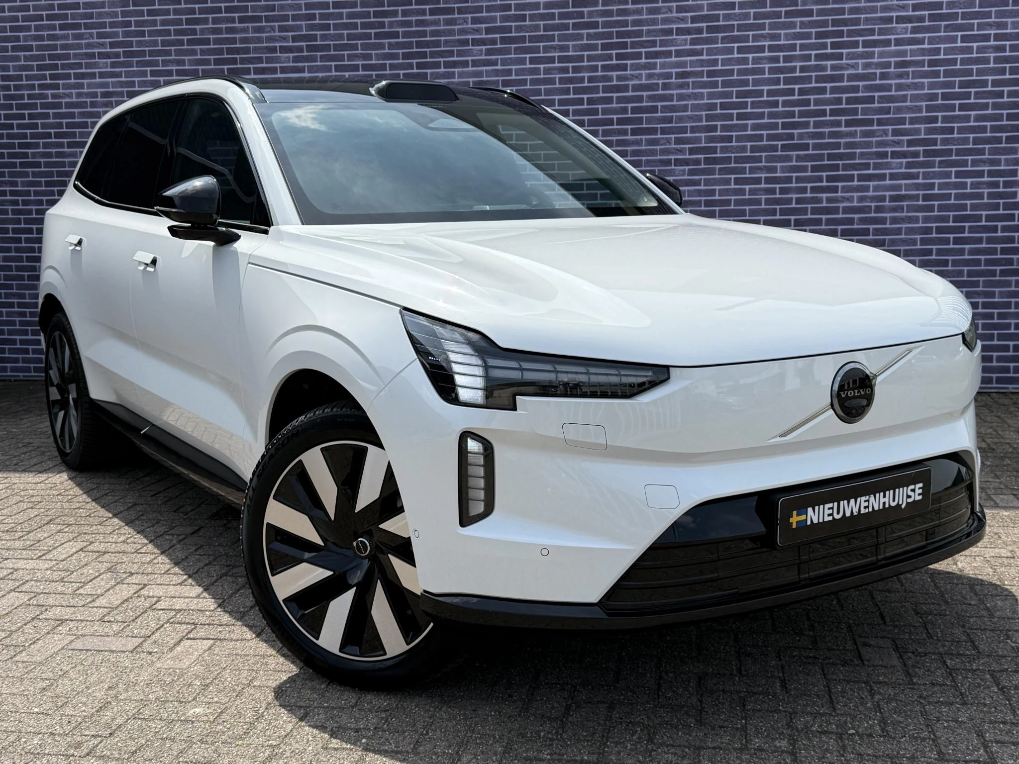 Hoofdafbeelding Volvo EX90