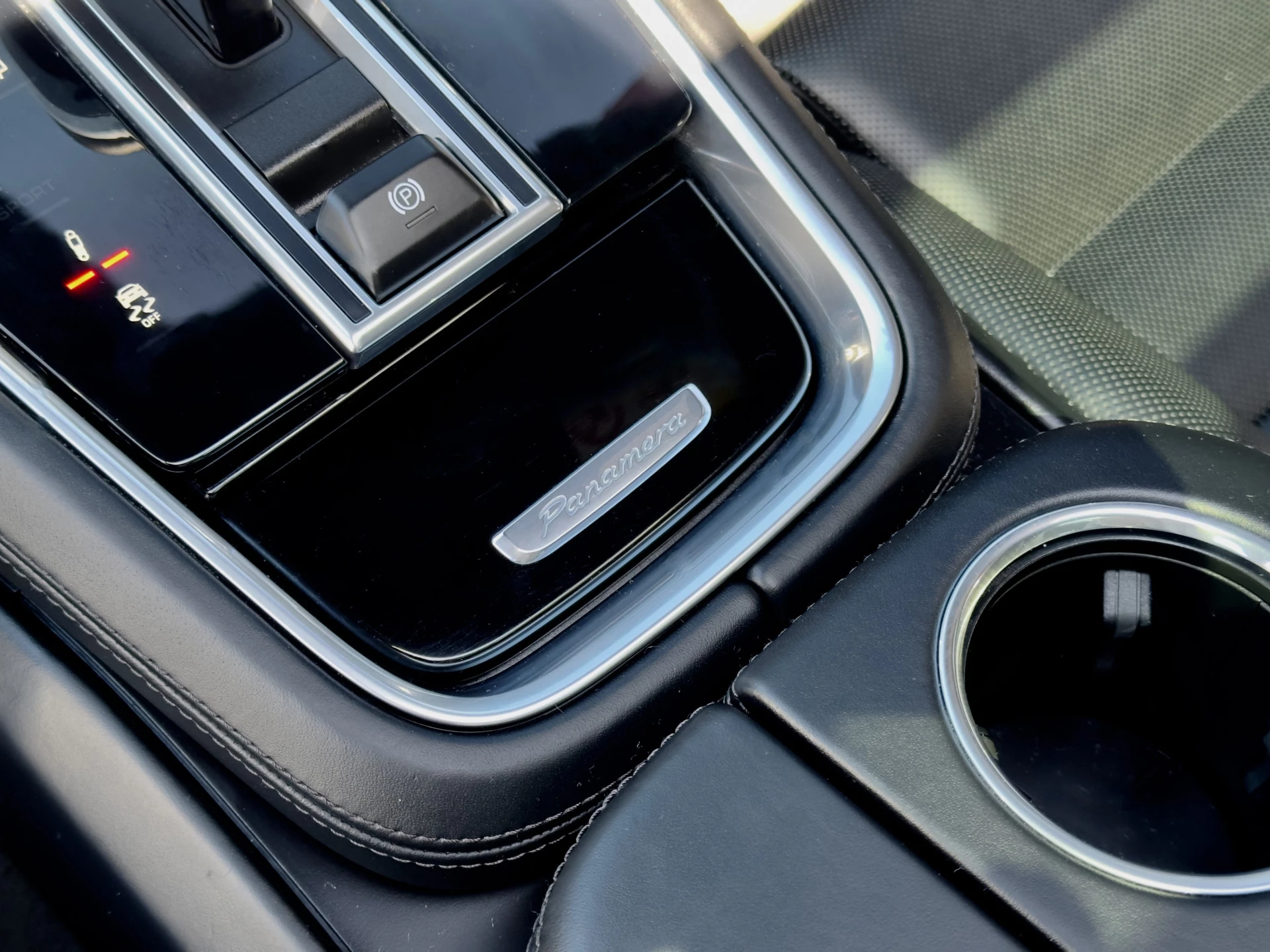 Hoofdafbeelding Porsche Panamera