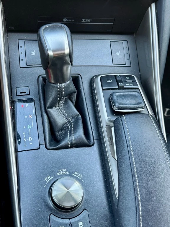 Hoofdafbeelding Lexus IS