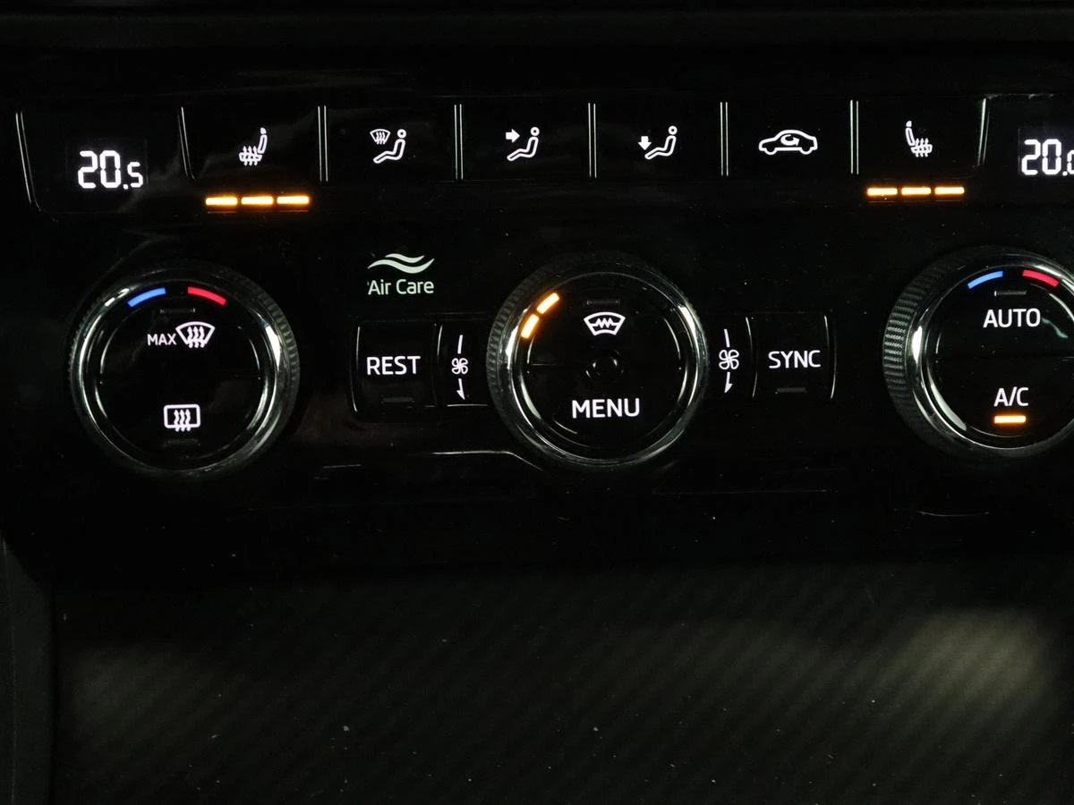 Hoofdafbeelding Škoda Superb