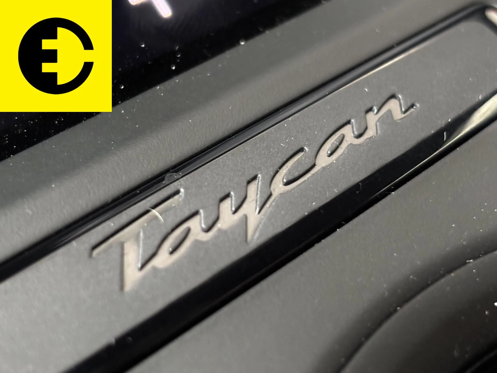 Hoofdafbeelding Porsche Taycan