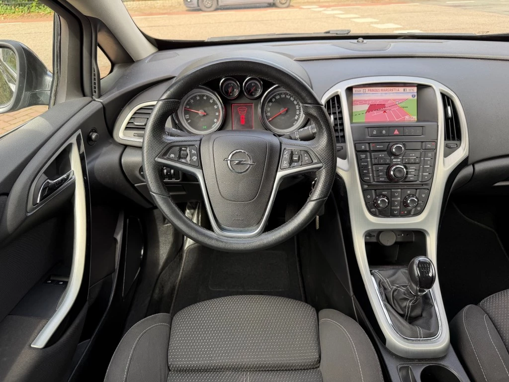 Hoofdafbeelding Opel Astra