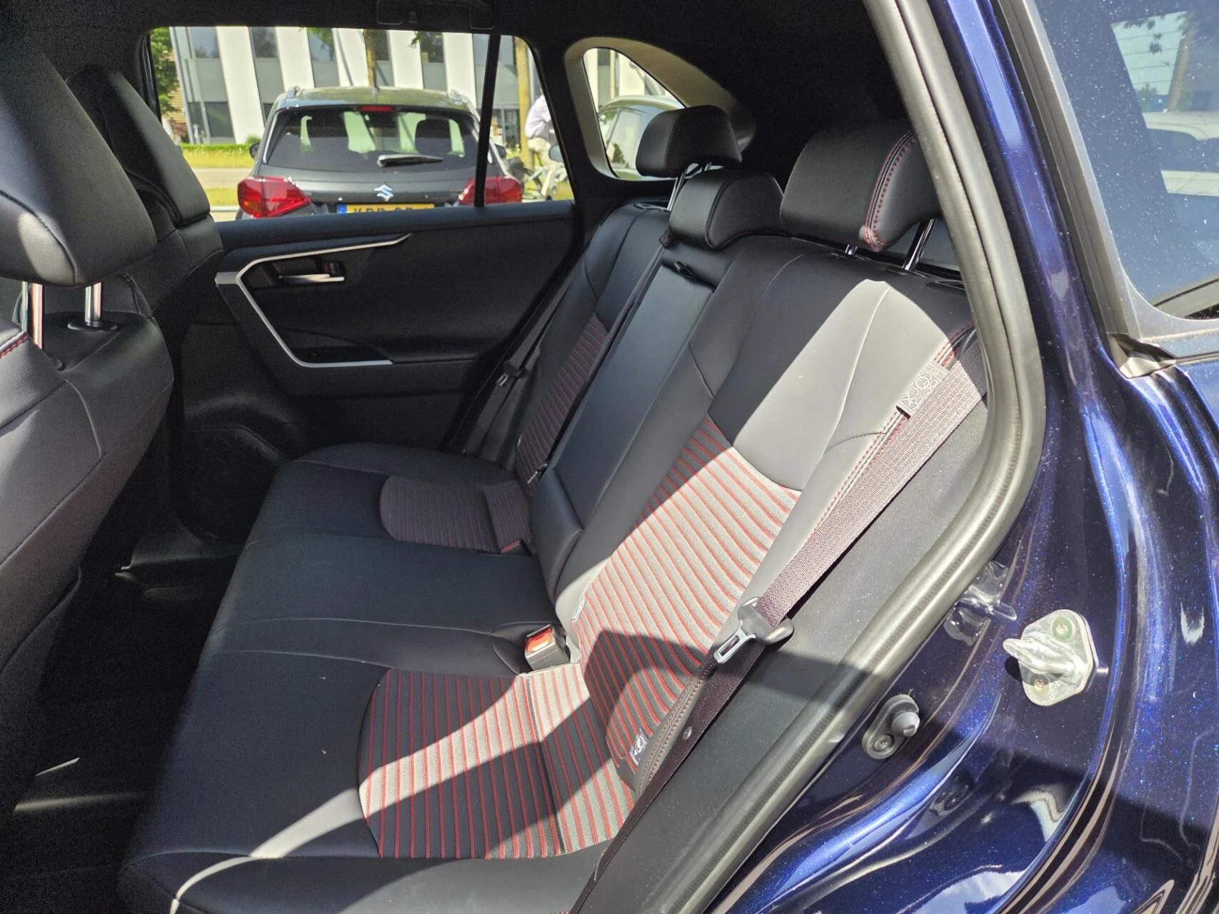 Hoofdafbeelding Suzuki Across