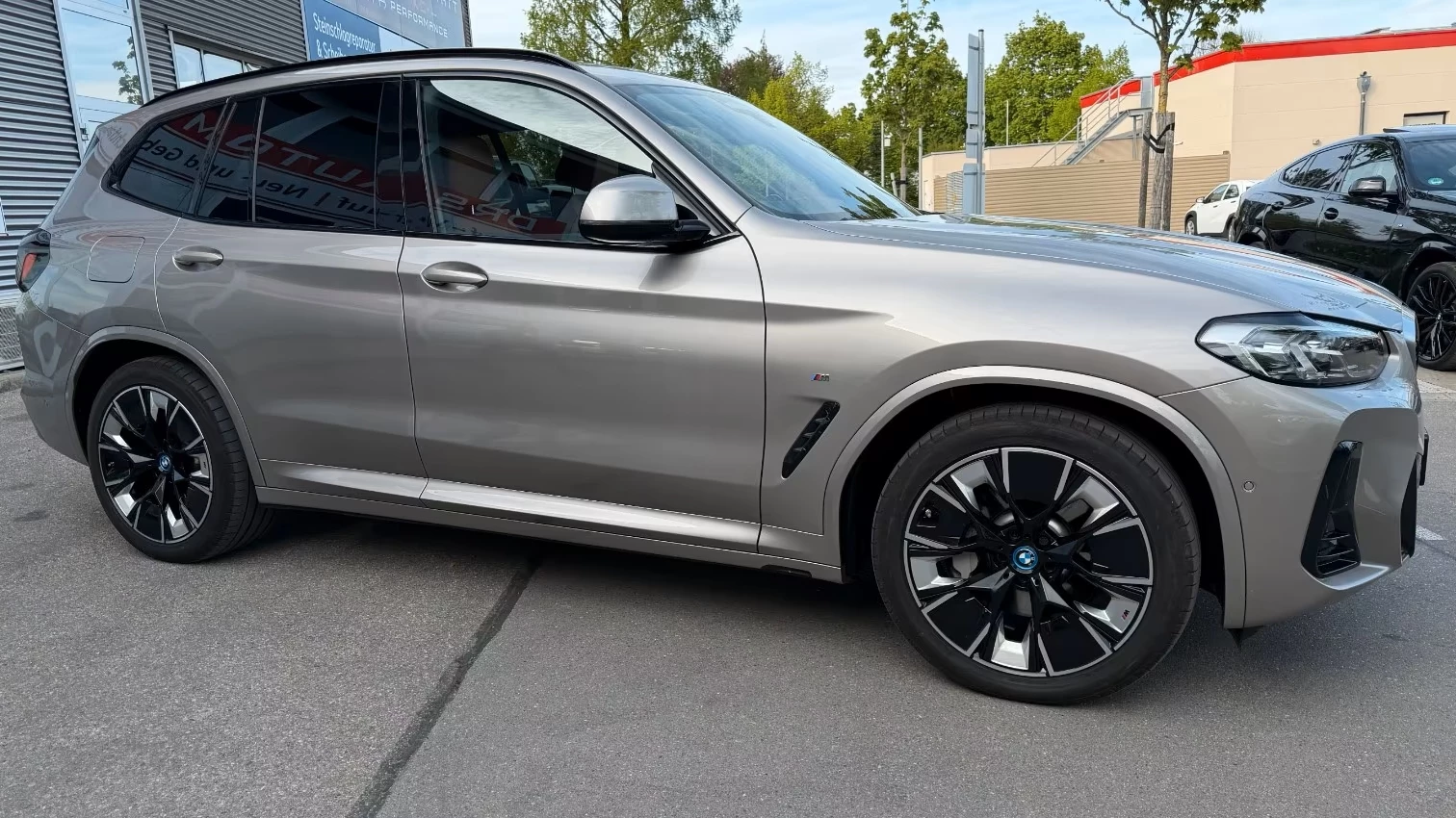 Hoofdafbeelding BMW iX3