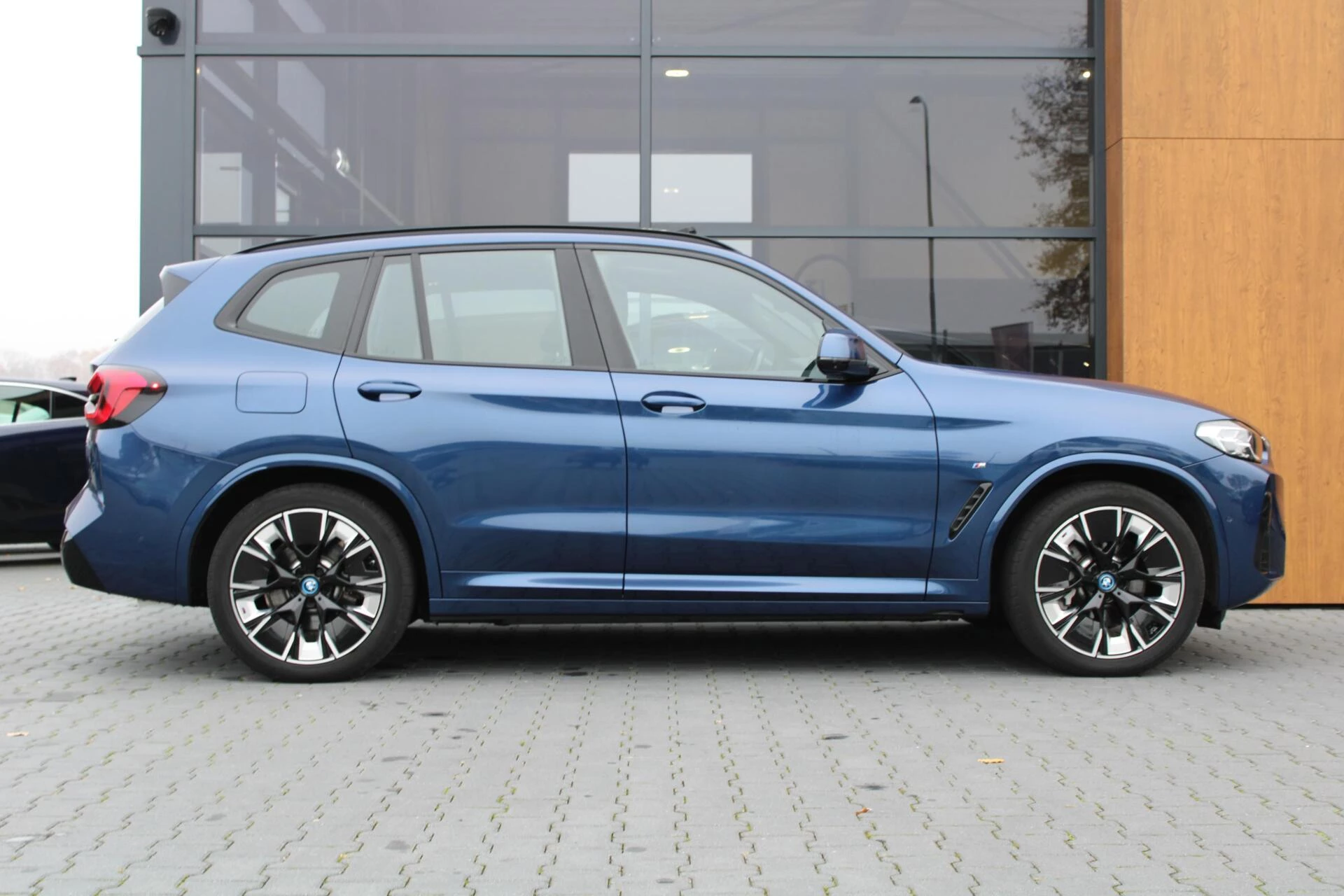 Hoofdafbeelding BMW iX3