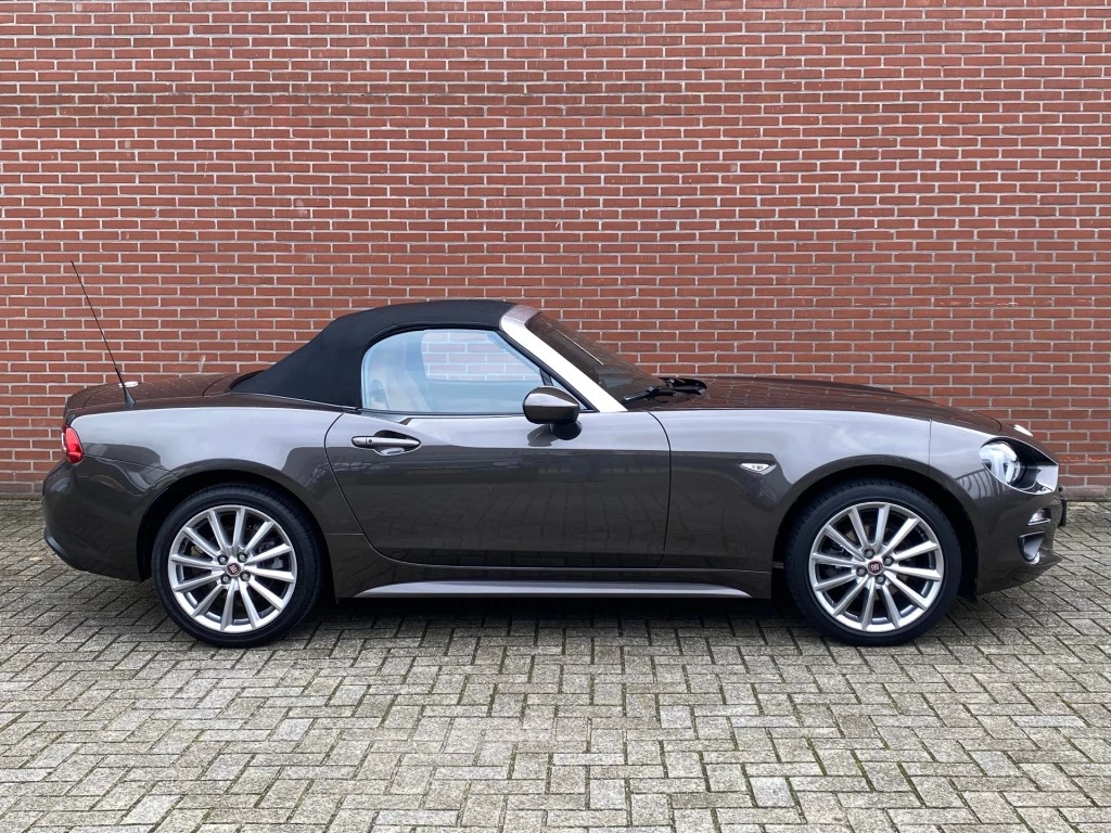 Hoofdafbeelding Fiat 124 Spider