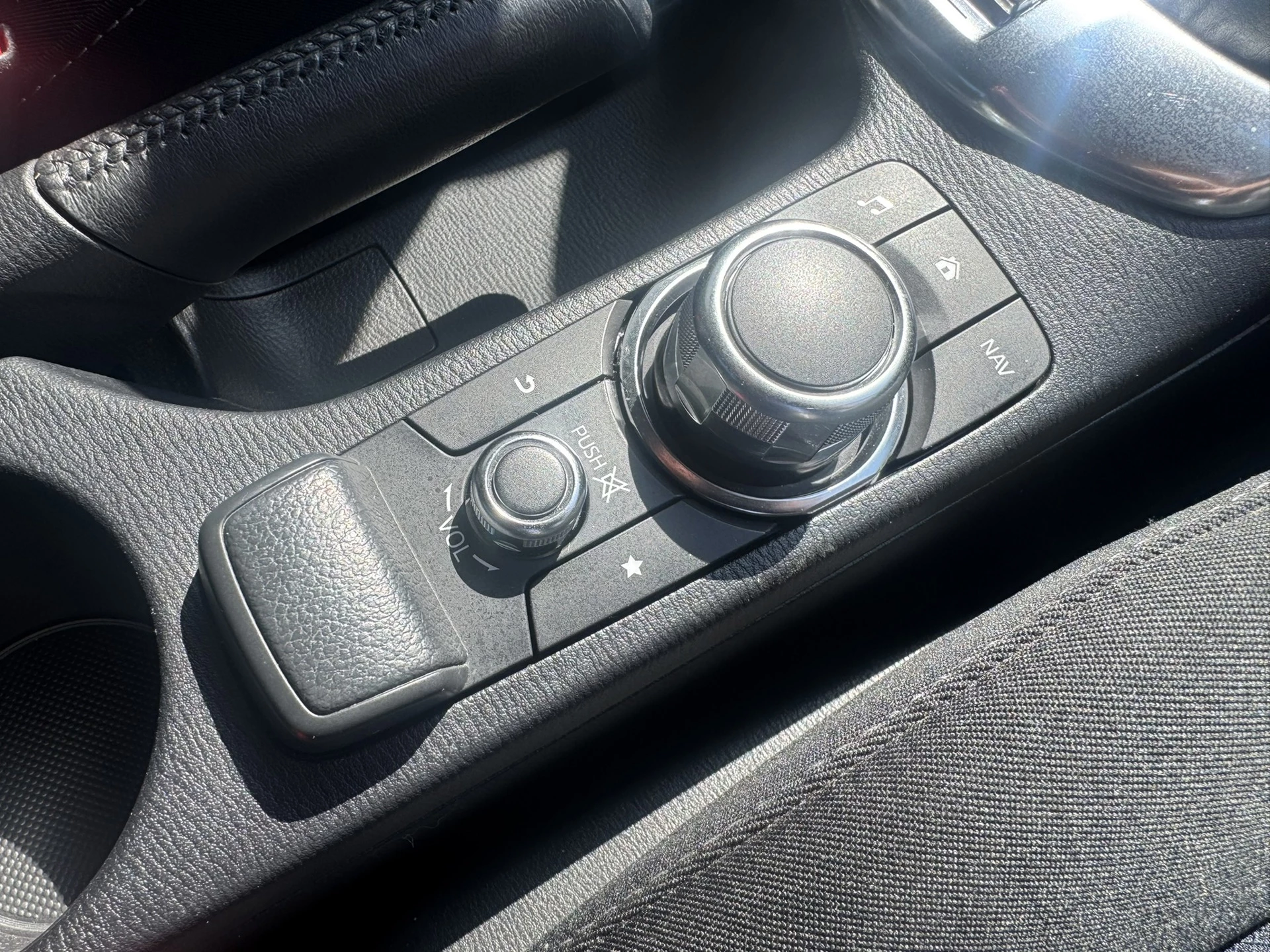 Hoofdafbeelding Mazda 2