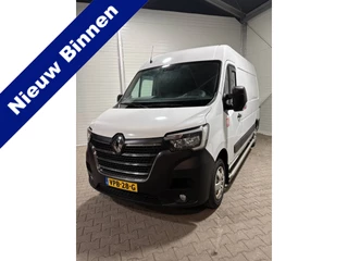 Hoofdafbeelding Renault Master Renault Master T35 2.3 dCi 150 L2H2 Energy Work Edition Geveerde stoel Prijs zoals getoond