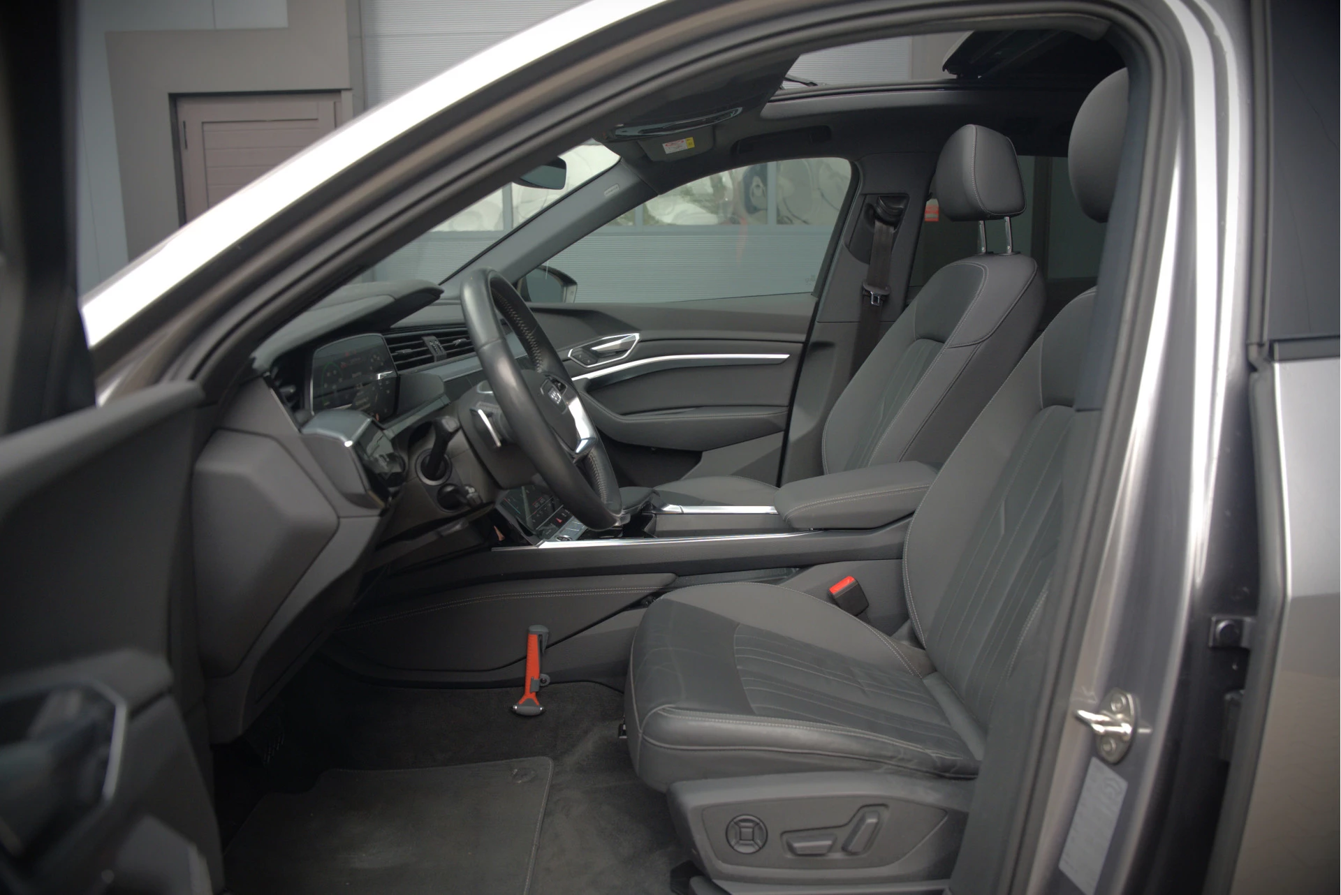 Hoofdafbeelding Audi e-tron
