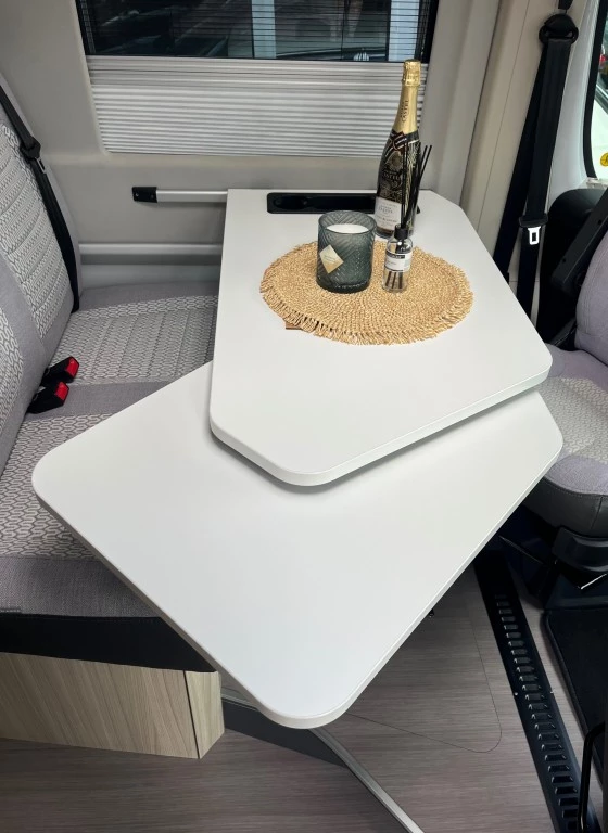 Hoofdafbeelding Adria Twin 640 Slb Plus Enkele Bedden 2x Airco