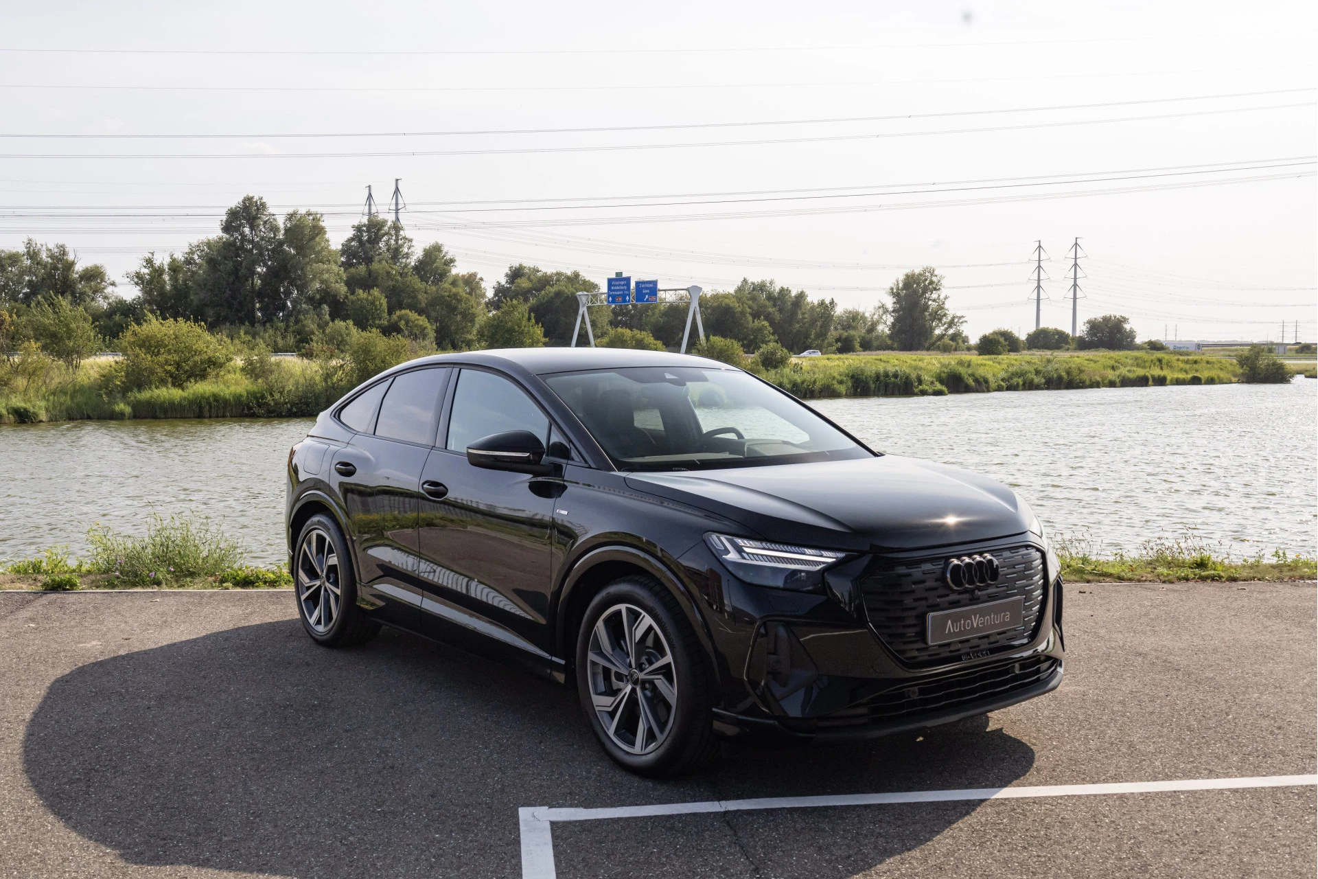 Hoofdafbeelding Audi Q4 e-tron
