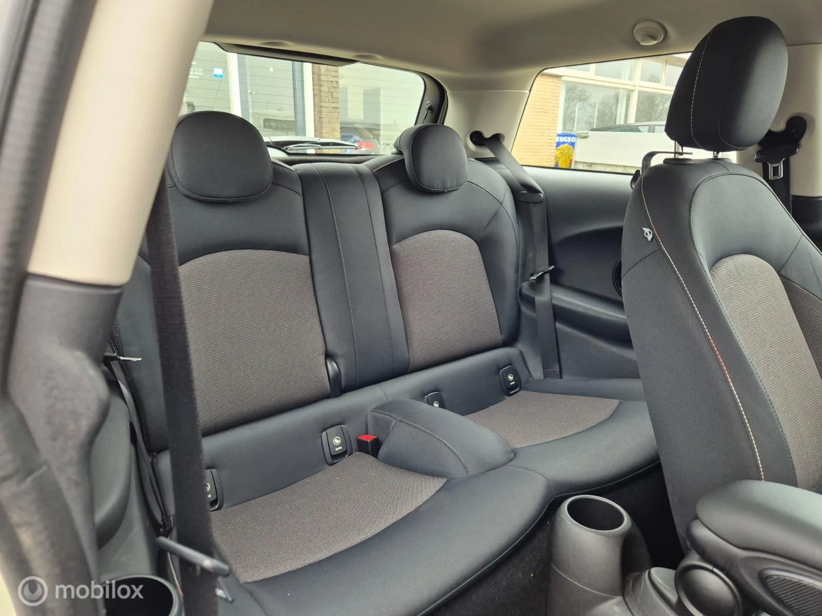 Hoofdafbeelding MINI One