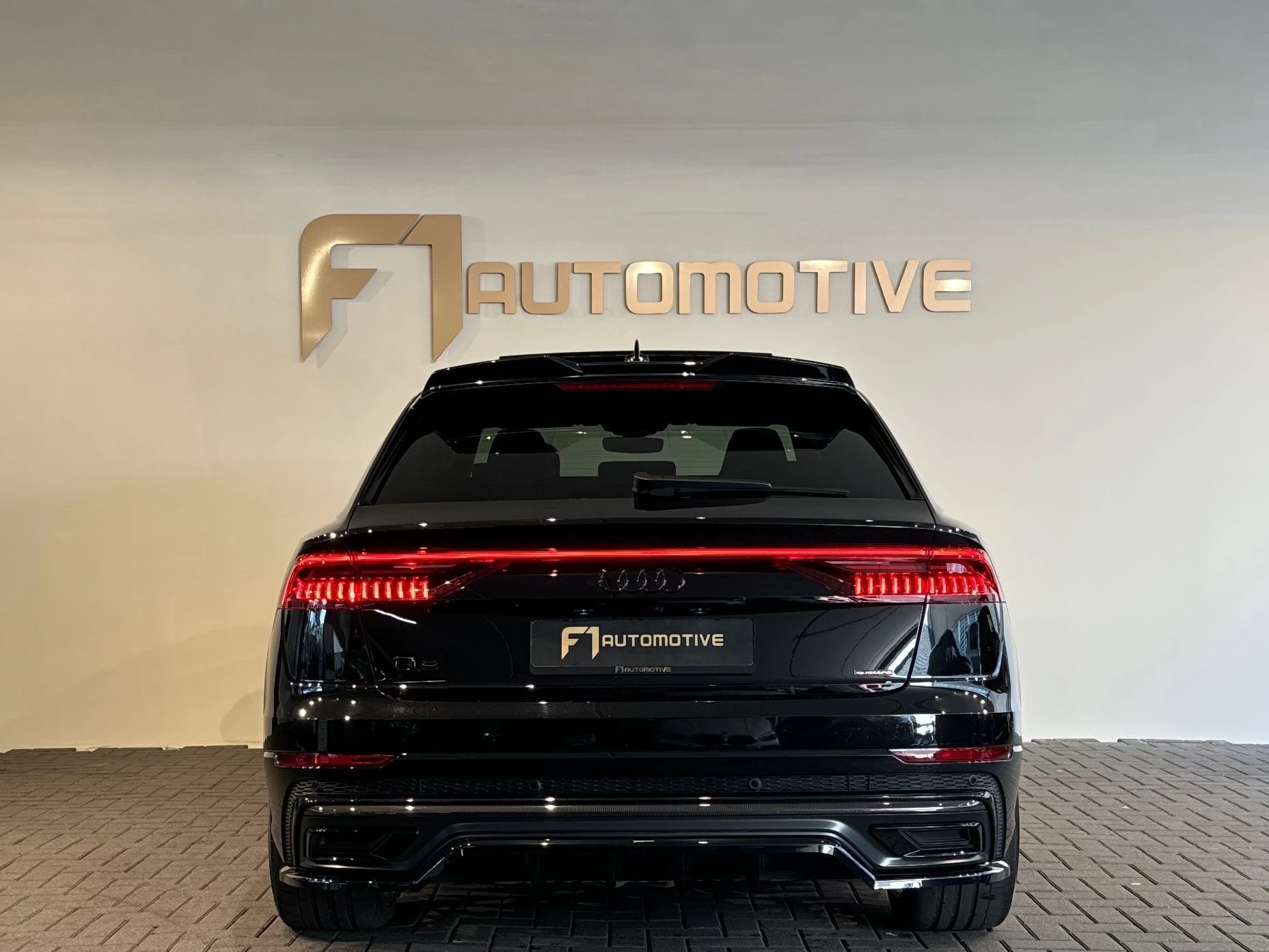 Hoofdafbeelding Audi Q8