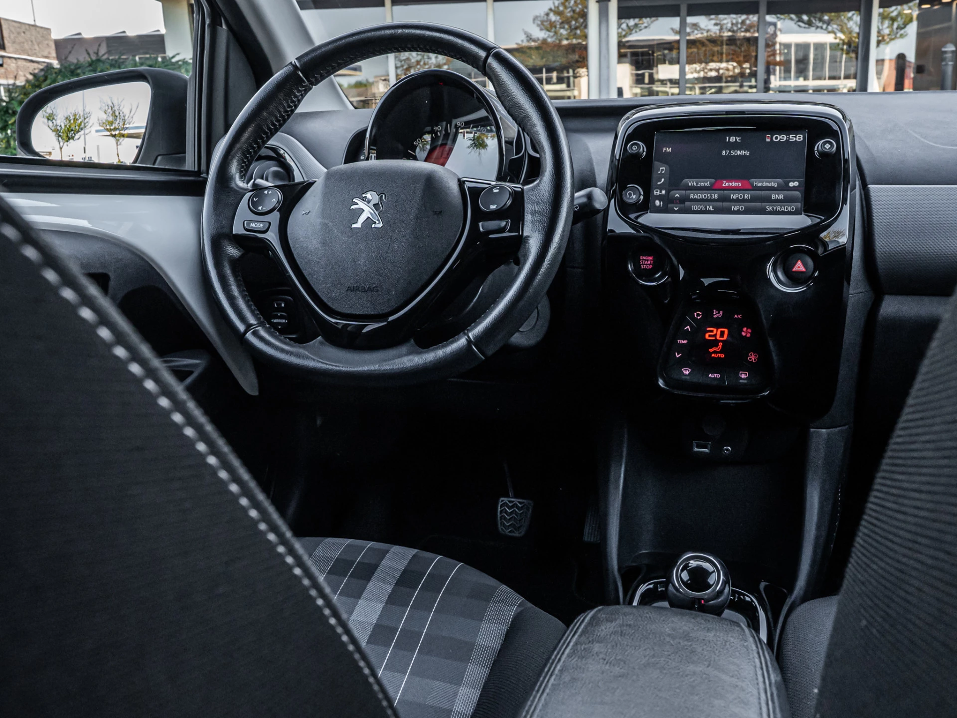 Hoofdafbeelding Peugeot 108