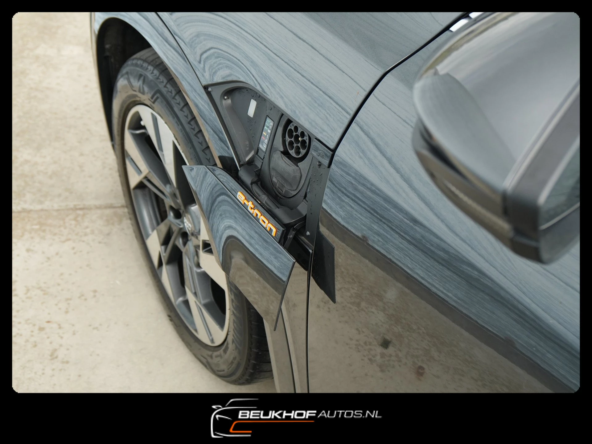 Hoofdafbeelding Audi e-tron