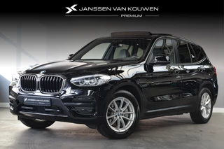 BMW X3 xDrive30e Executive / Sfeerverlichting / Panoramadak / Elek. Trekhaak / Apple Carplay