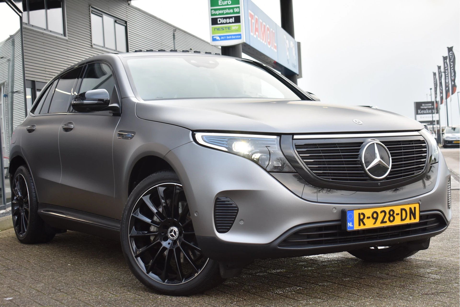 Hoofdafbeelding Mercedes-Benz EQC