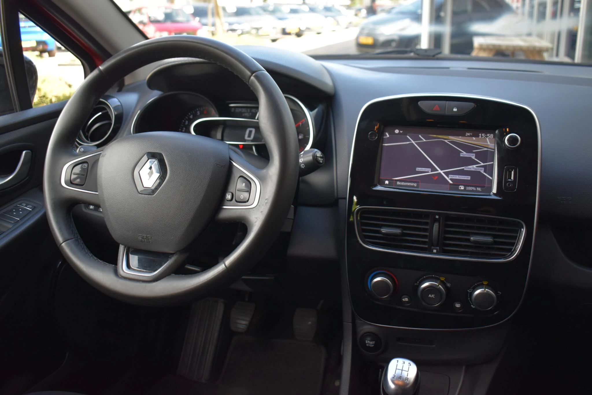 Hoofdafbeelding Renault Clio