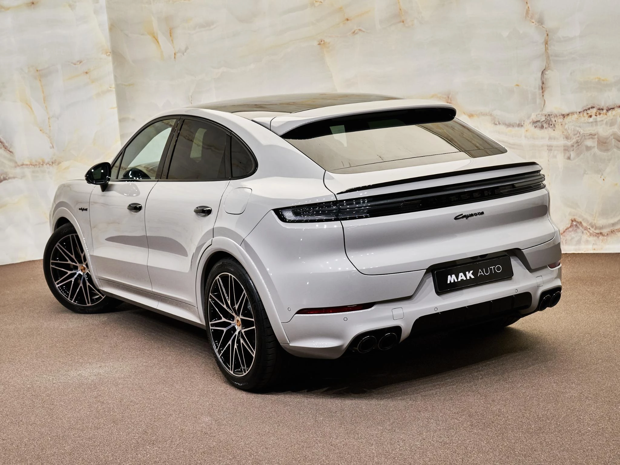 Hoofdafbeelding Porsche Cayenne