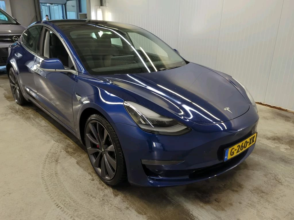 Hoofdafbeelding Tesla Model 3