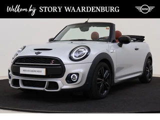 MINI Cooper S Cabrio John Cooper Works Automaat / Achteruitrijcamera / Comfort Access / LED / Comfortstoelen / Stoelverwarming / Harman-Kardon / Airconditioning / Cruise Control