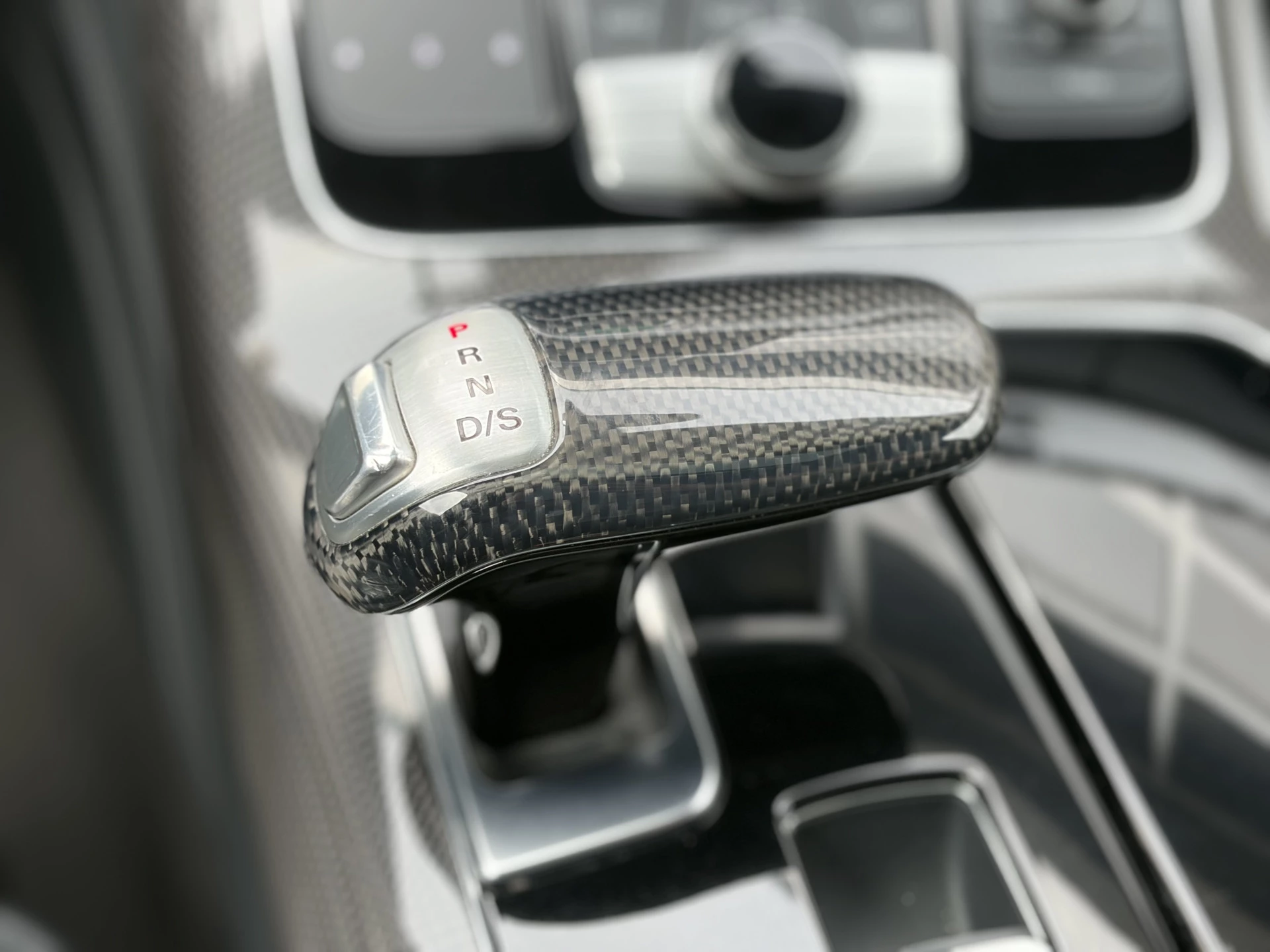 Hoofdafbeelding Audi A8