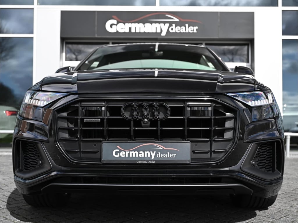 Hoofdafbeelding Audi Q8