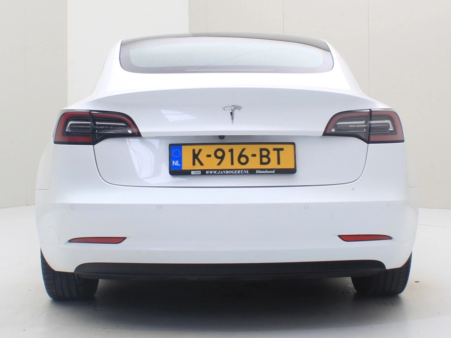 Hoofdafbeelding Tesla Model 3