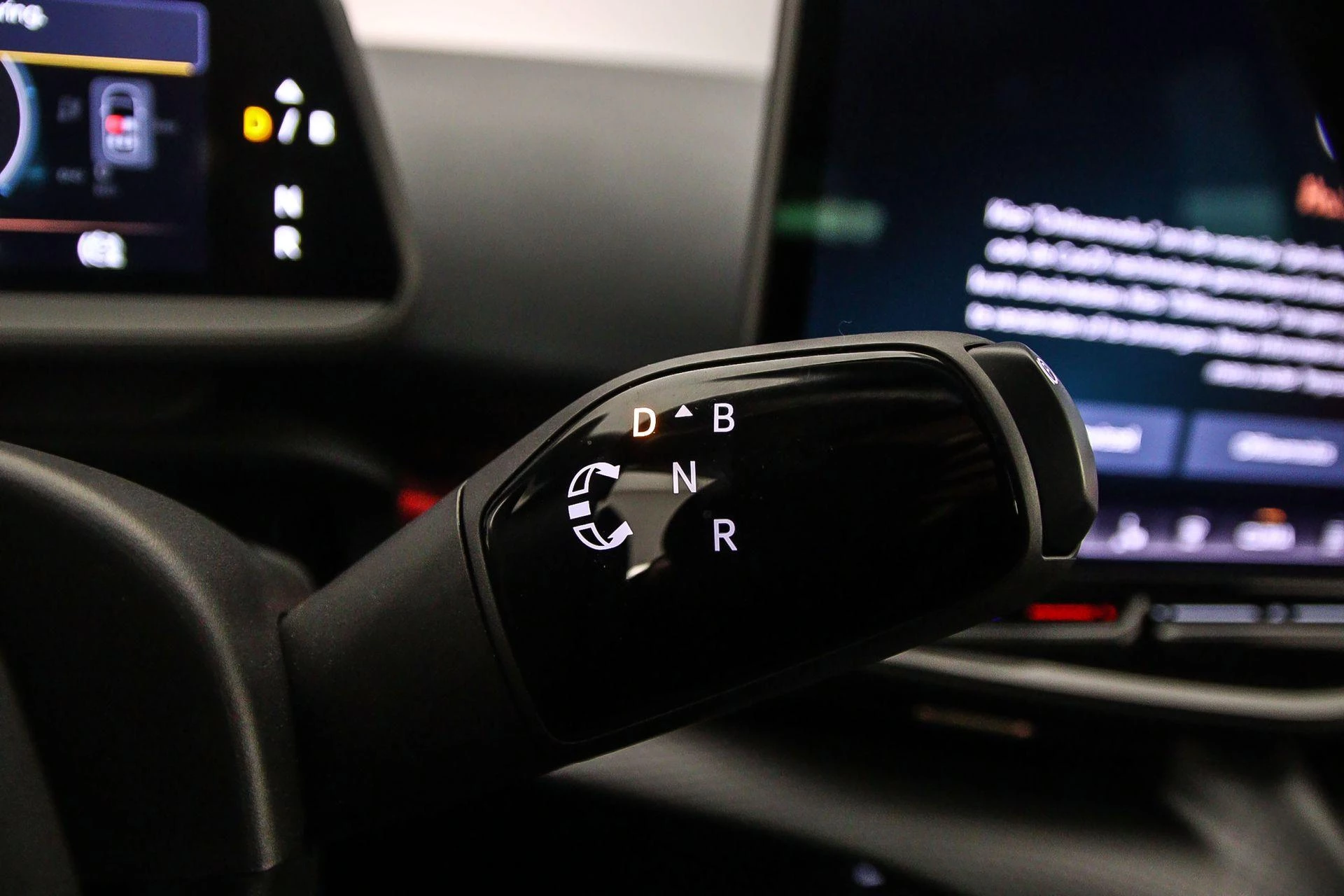 Hoofdafbeelding CUPRA Tavascan