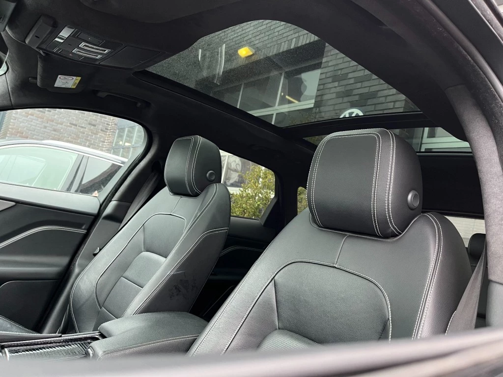 Hoofdafbeelding Jaguar F-PACE