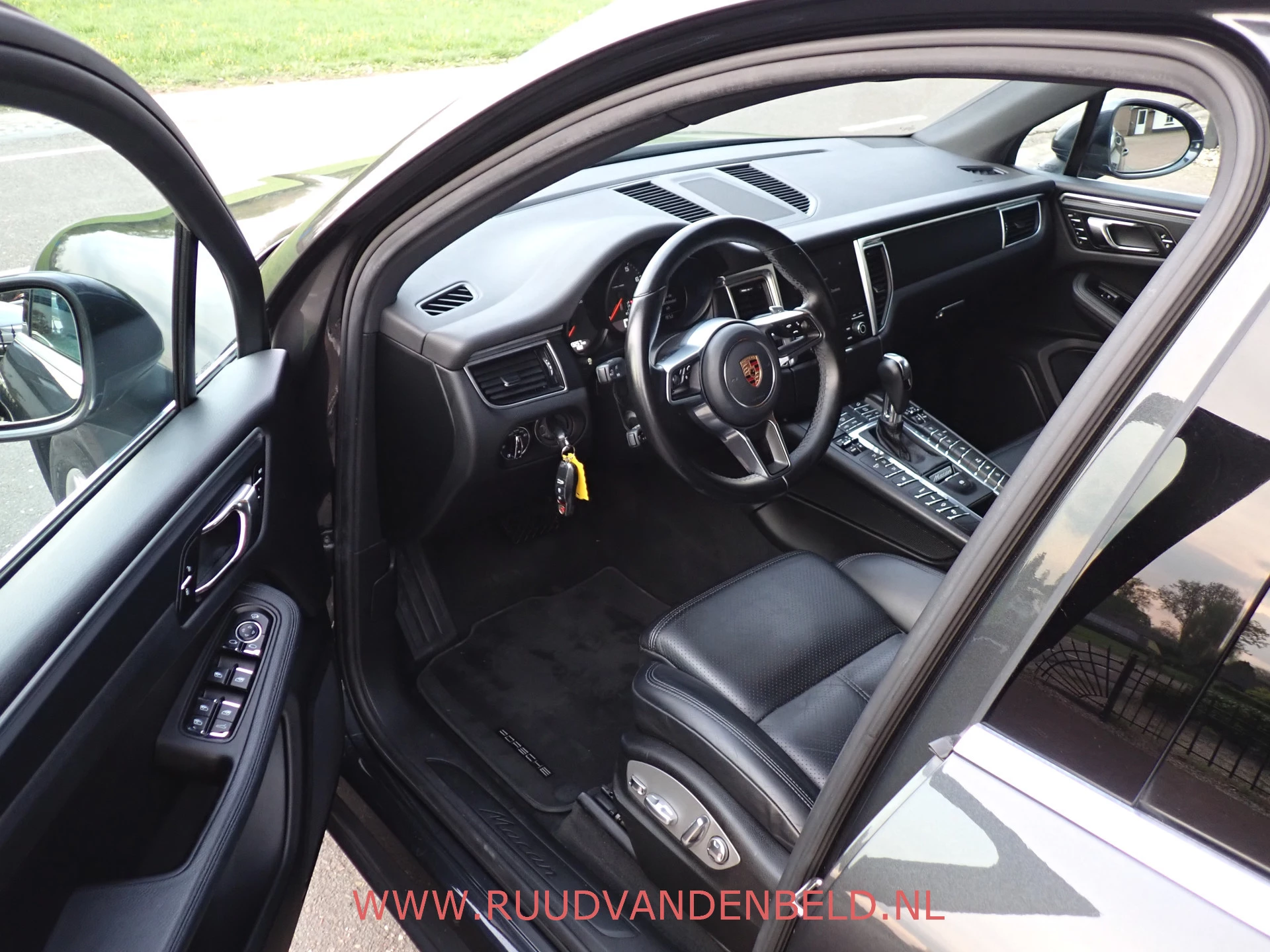 Hoofdafbeelding Porsche Macan
