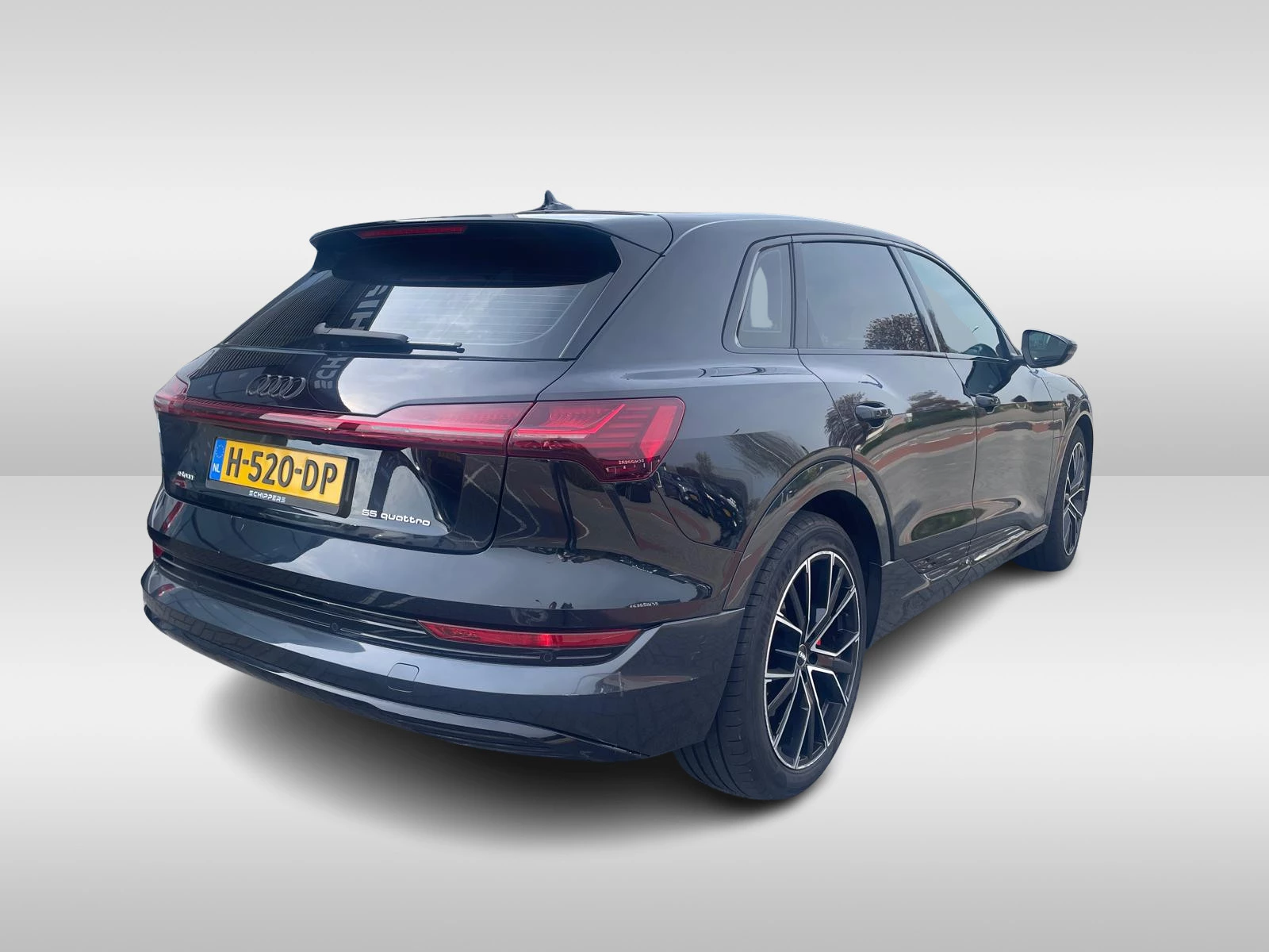 Hoofdafbeelding Audi e-tron