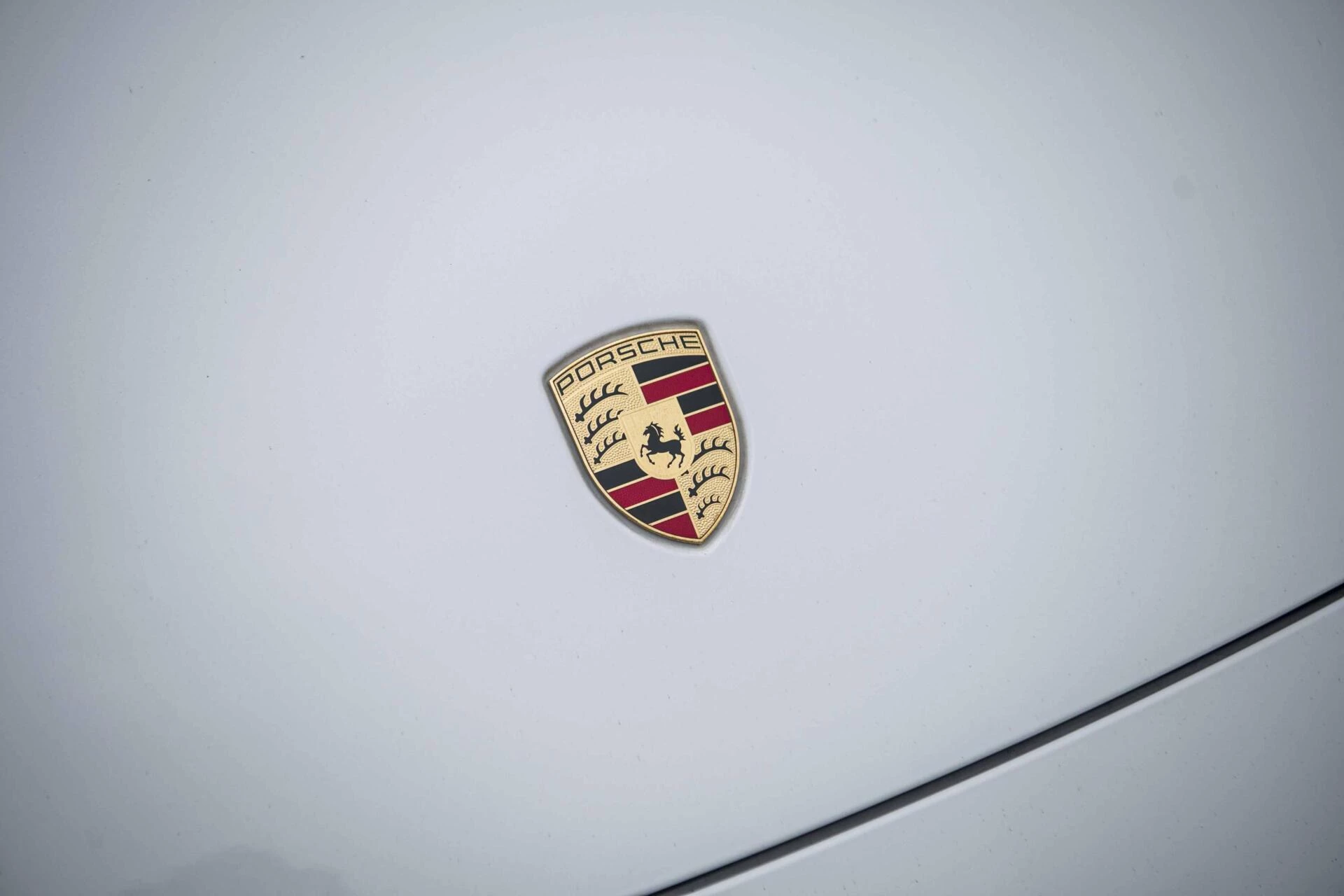 Hoofdafbeelding Porsche Taycan