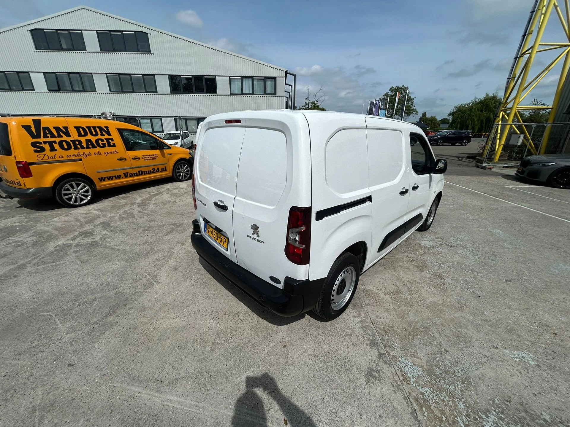 Hoofdafbeelding Peugeot Partner